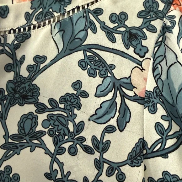 LOFT Size 18 Floral Long Sleeved Blouse 🌀 - Picture 4 of 10